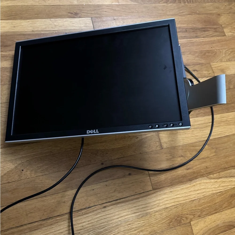 Dell 20” Black and Silver LCD (Flat panel) Monitor with Adjustable Stand